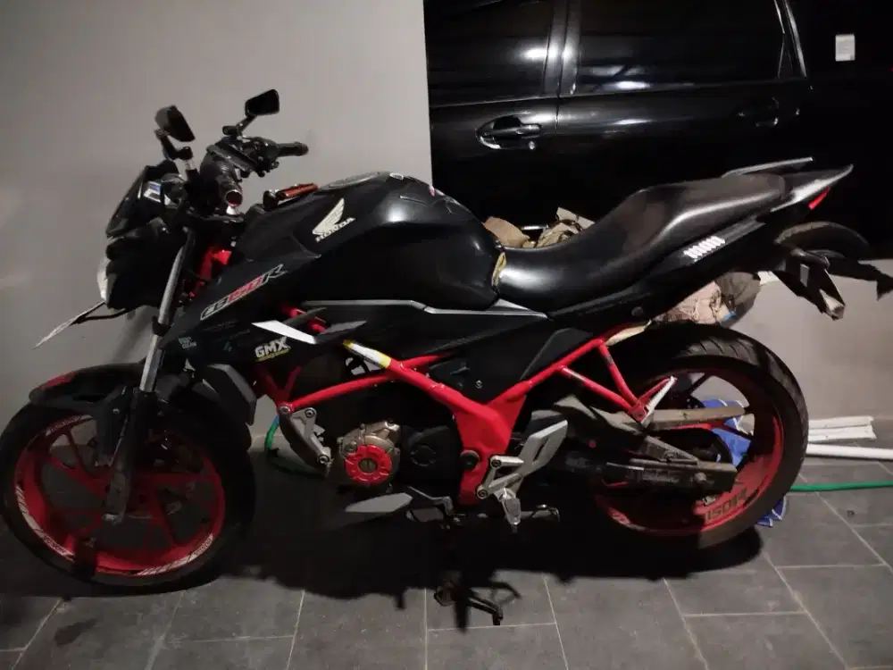 Dijual santai  CB150R SE