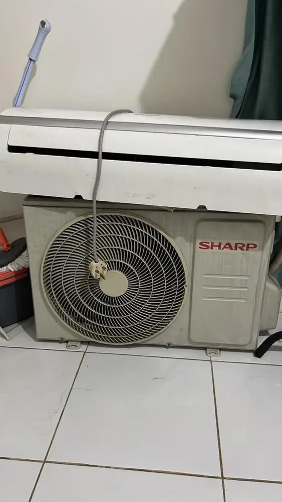 Lelang AC Sharp 1 PK (seri AU/AH-A9ZCY)