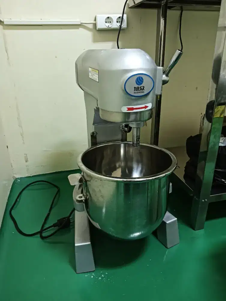 Dijual murah! Mesin mixer roti ukuran 15liter