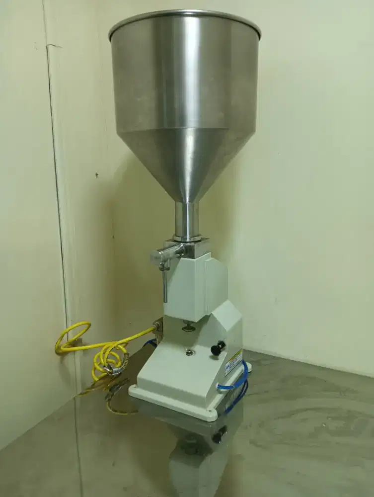 Dijual murah! Mesin filling pneumatic pengisi cairan, cream