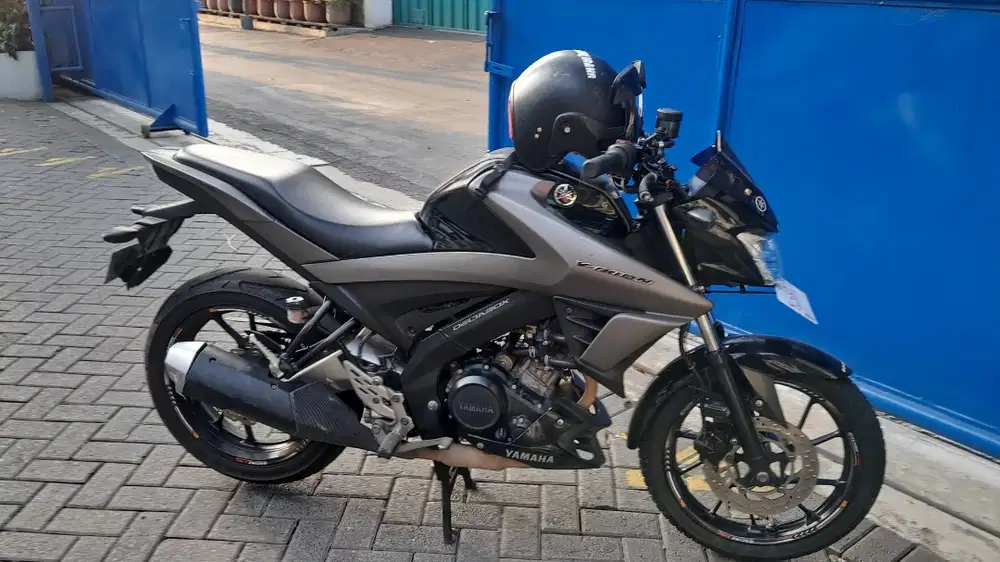 DIJUAL VIXION-R 2018