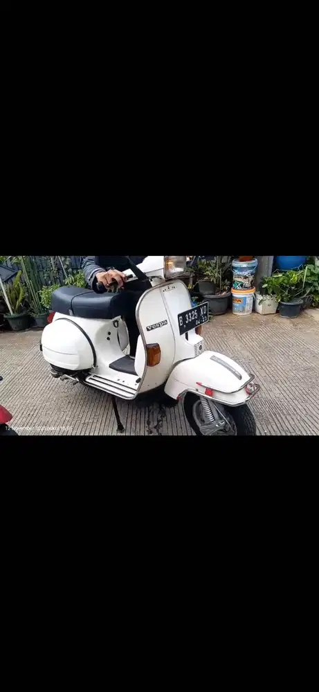 Vespa p 150 s 81