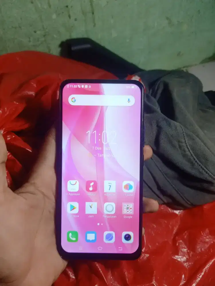 VIVO V15 Ram.8/256gb Kamera Pop Up Jernih