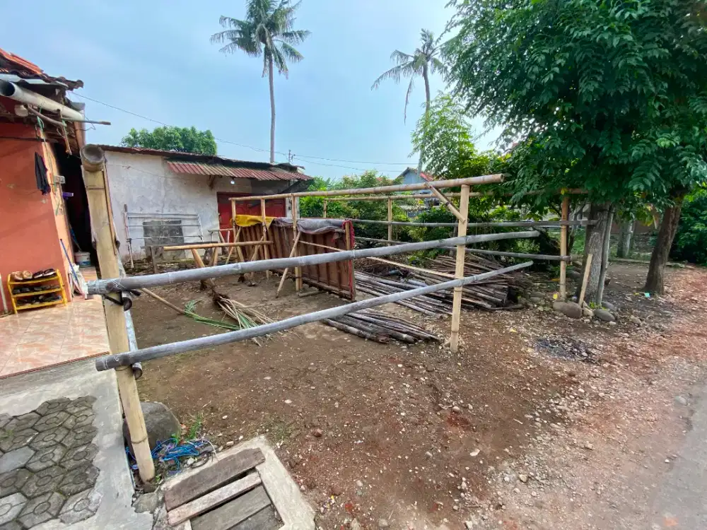 (SHM) Tanah Bangunan 185m2 Lokasi Strategis Pinggir Jalan