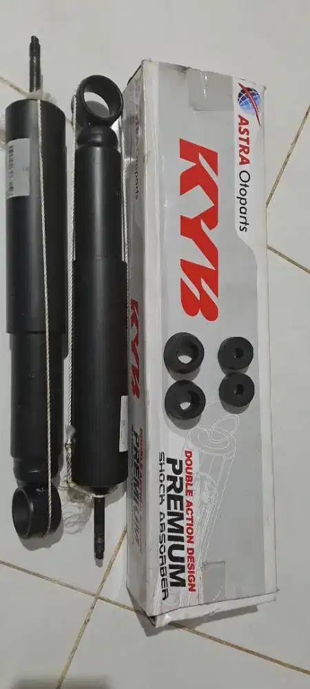 Shockbreaker belakang innova KYB Premium