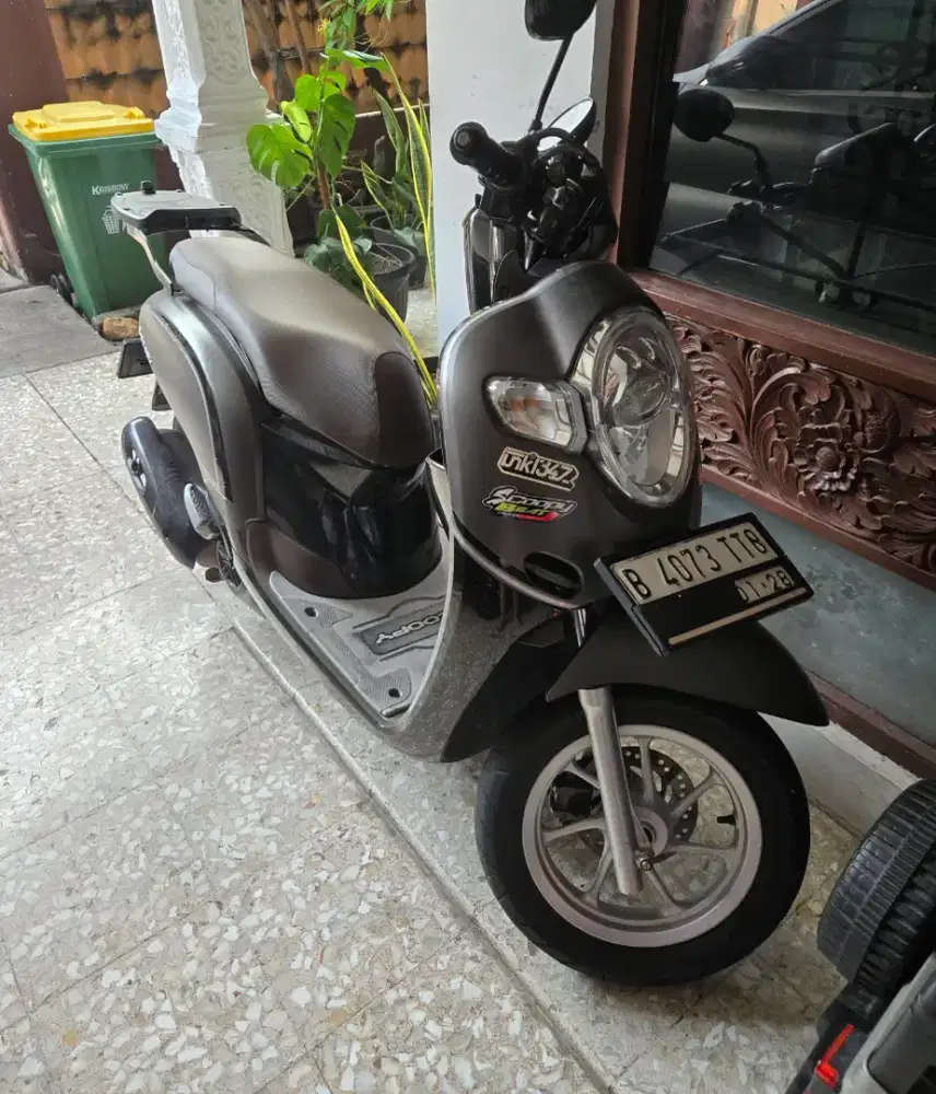HONDA SCOOPY PGM Fi 2017 ABU COKLAT DONUT.