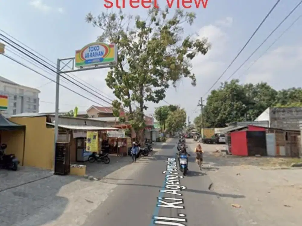Rumah + Kost + Halaman Tempat Usaha, dekat Minimarket