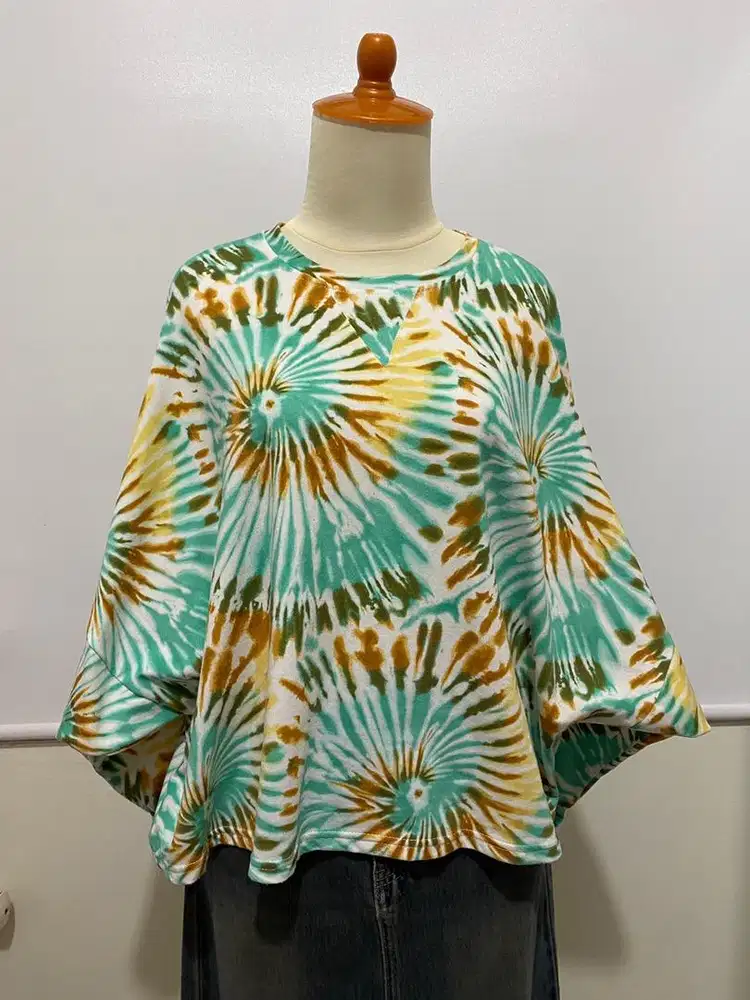 Blouse batwing wanita lucu