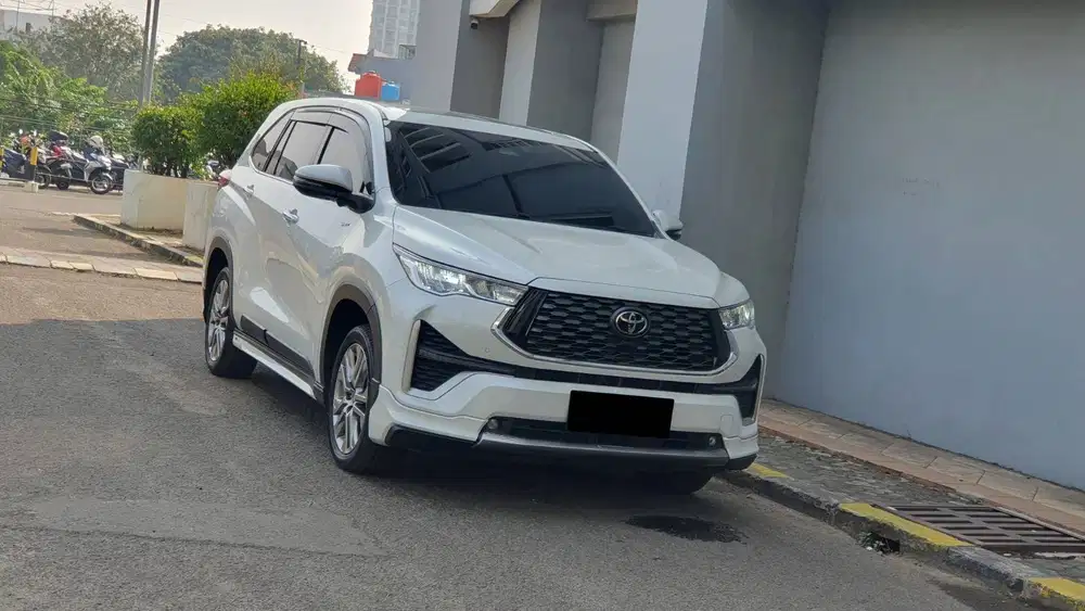 [LOW KM] Toyota Innova Zenix Q Hybrid 2.0 Modelista TSS 2025/2026