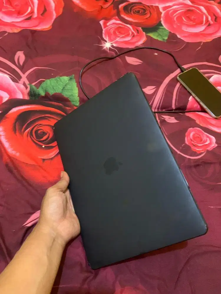 Macbook pro 2020 intel quad core i5 A2289
