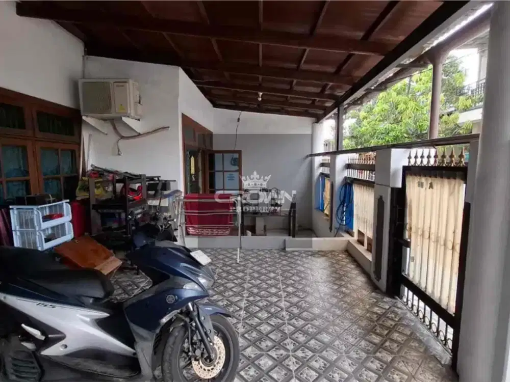 Rumah di Kota Harapan Indah Bekasi. SHM, LT 135, 3 Kamar