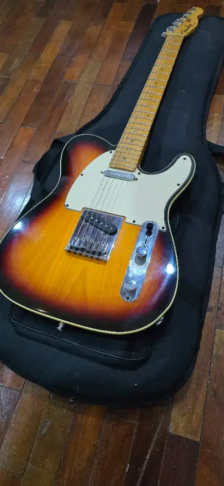 2002 Fender Telecaster American Deluxe USA