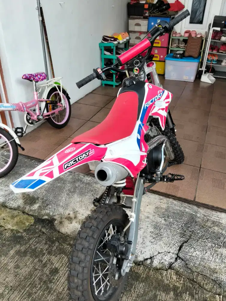 Motor trail anak