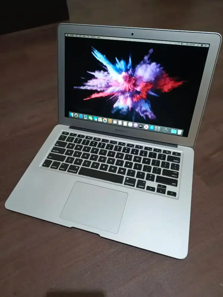 Macbook air 2017 core i5 8gb 128gb 13.3 inc Laptop Hp asus lenovo