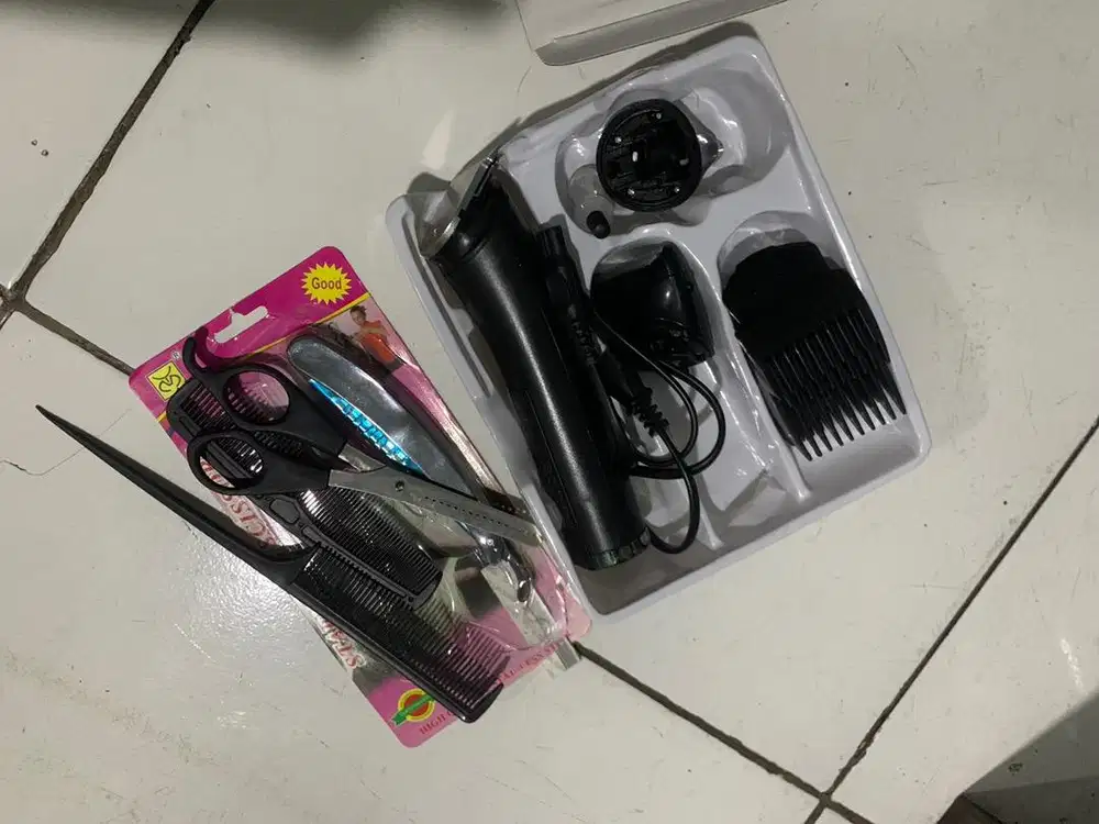 Alat cukur Rambut Pria