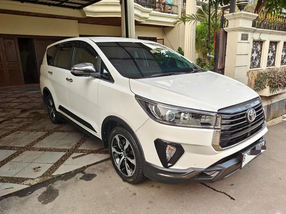 {CASH} Toyota Innova Venturer 2021 Diesel