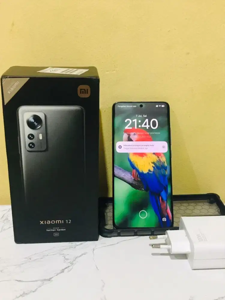 xiaomi mi 12 5G ram 8/256 fullset