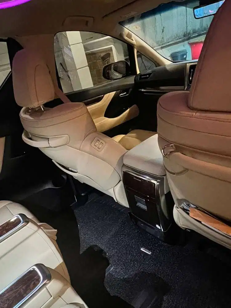 Toyota Alphard 2022 Bensin
