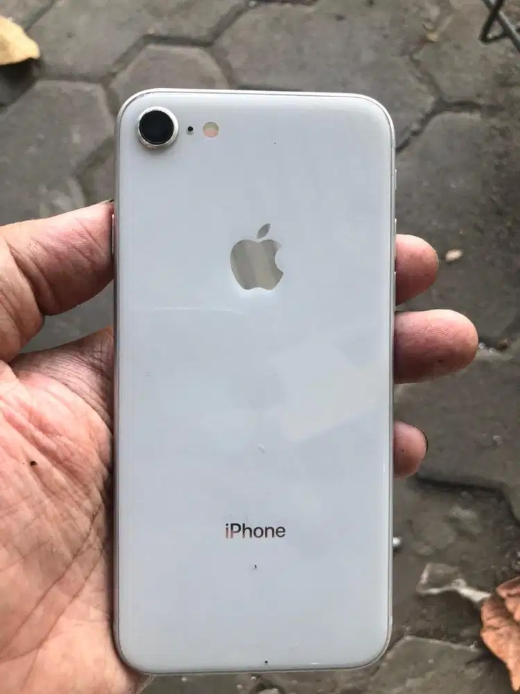 Iphone 8 64gb white mulus