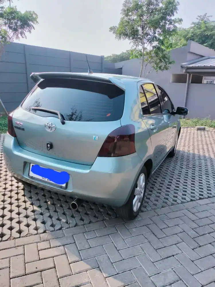 Yaris E AT 2008