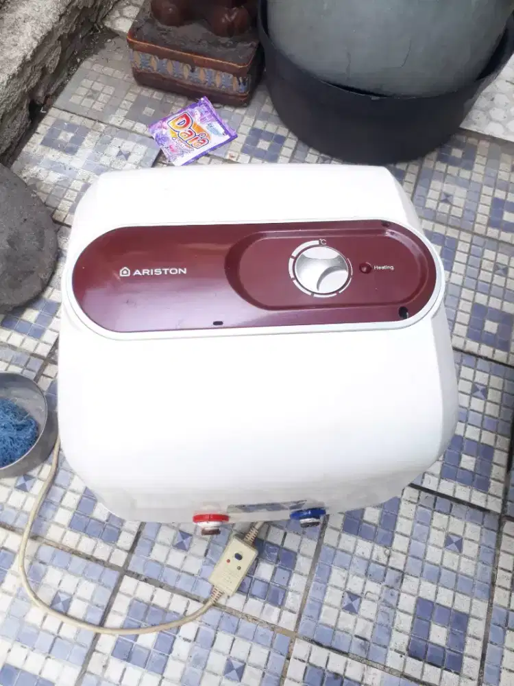 Ariston Nano 10 OR 200 ID