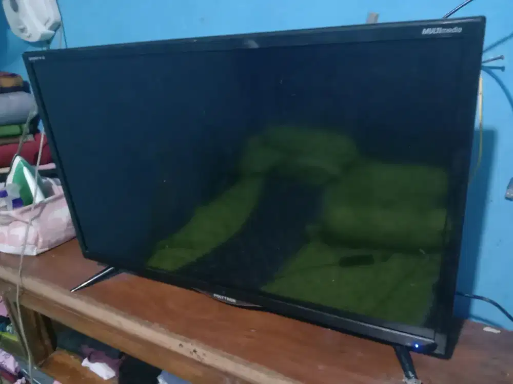 Led tv Polytron 32in digital tanpa stb