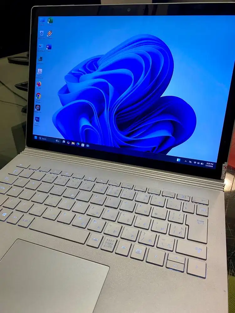 surface book 2 8/256gb