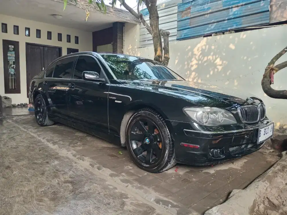 BMW 730Li 2005 Bensin