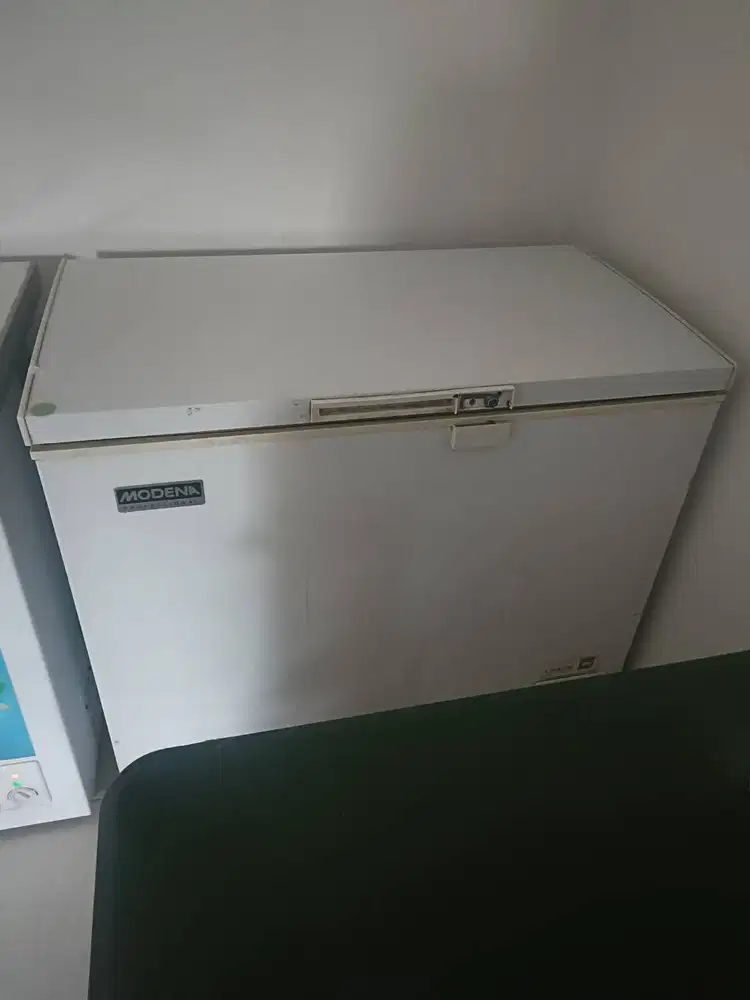 Dijual Freezer harga murah