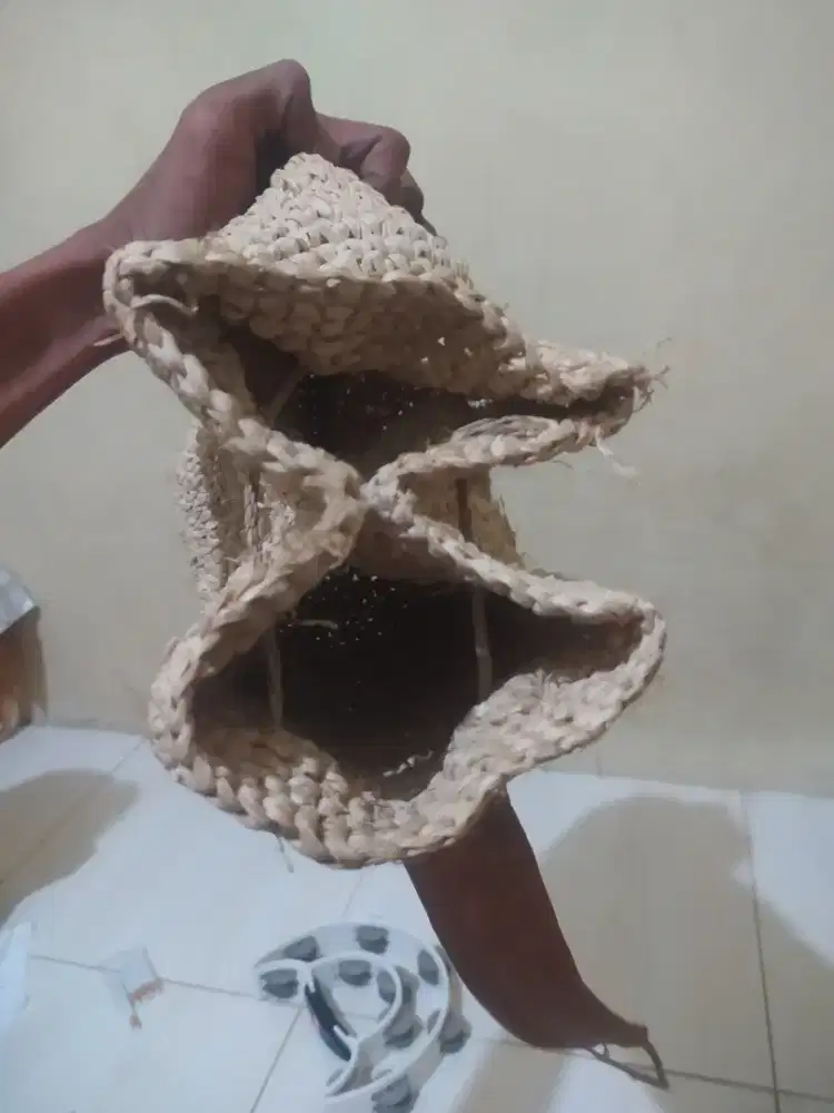 tas rajut daun pandan