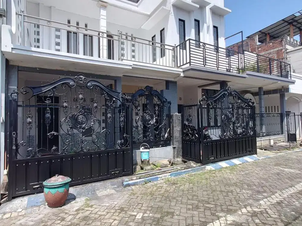Di jual rumah murah 2 lantai lokasi perum gardenia malang