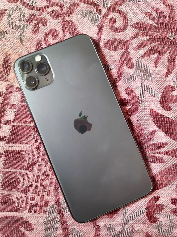 IPHONE 11 promax 256
