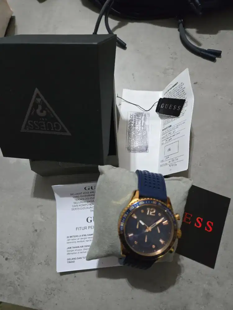 Jam tangan Pria Man Guess Original Store 44mm Navy