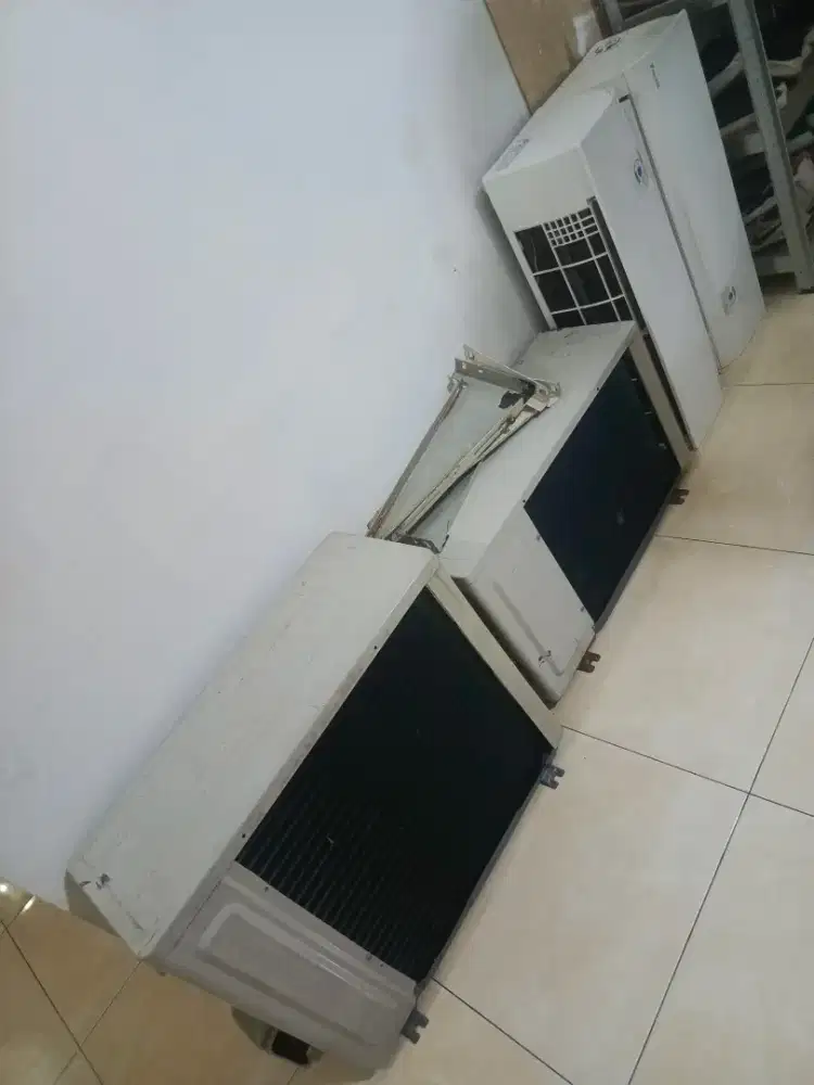 Ac daikin bekas 1PK dan 1,5PK