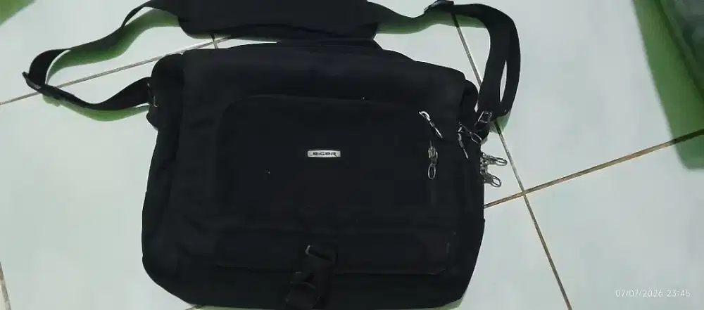 Tas Selempang EIGER Besar