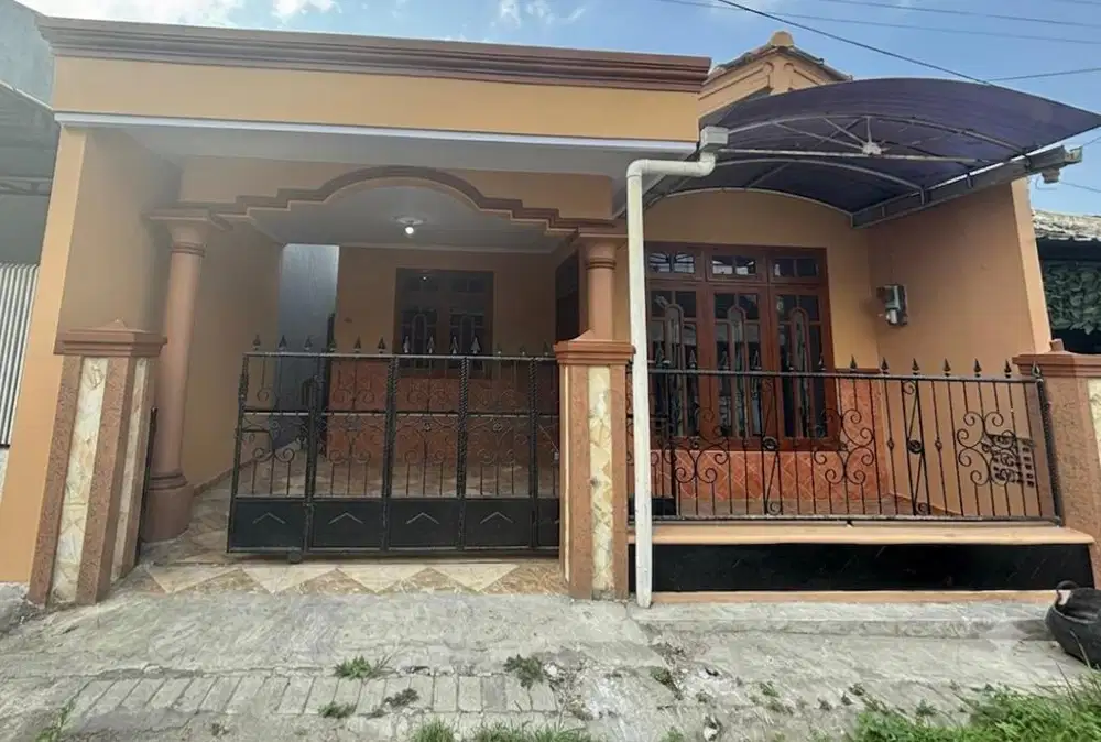 DIKONTRAKKAN RUMAH