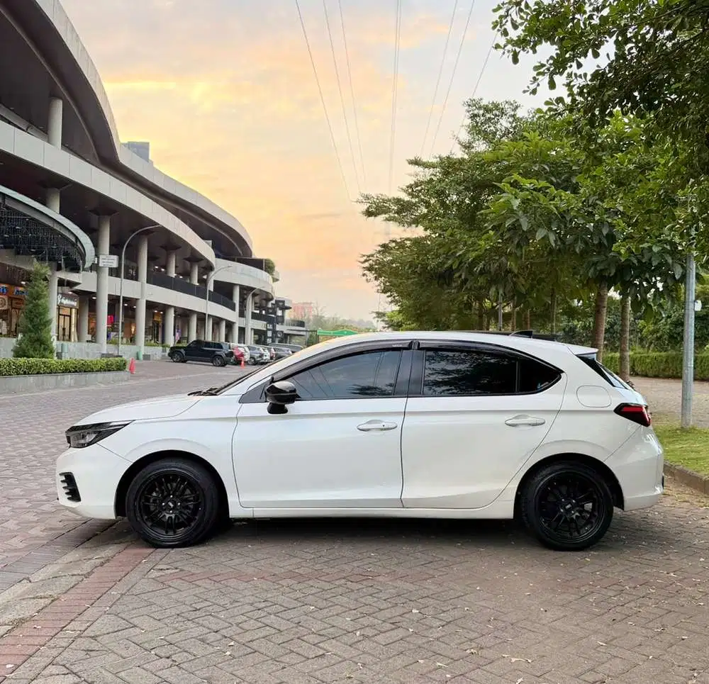 Honda City Hatchback RS AT Putih 2022