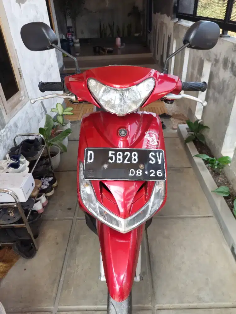 MIO SMILE MERAH MAROON 2011