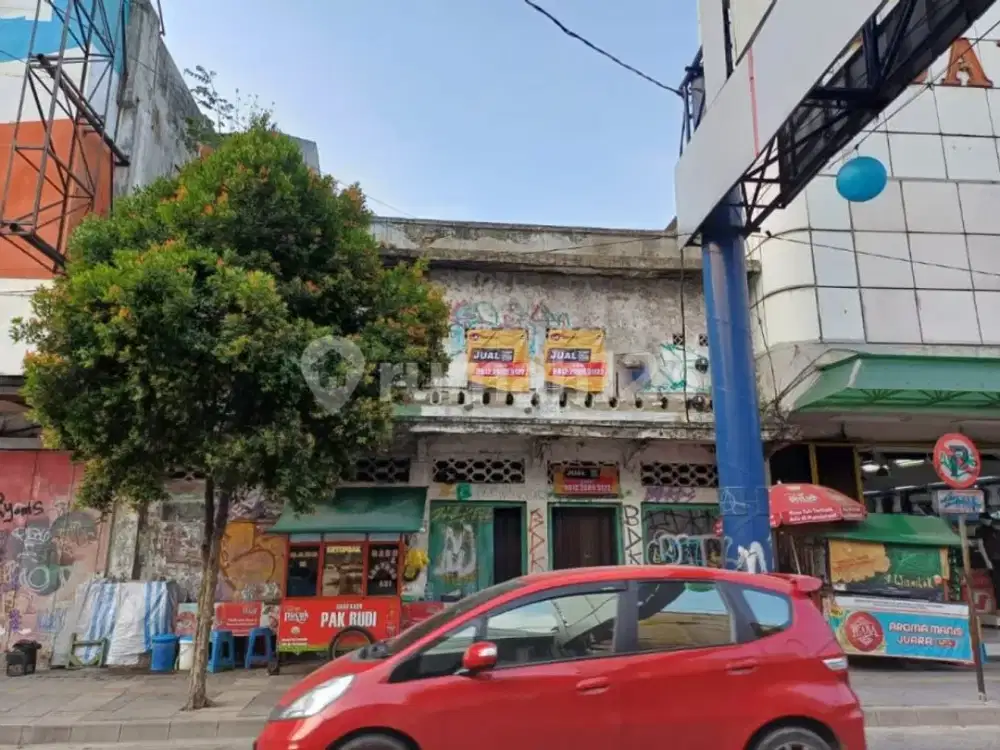Jual Dekat Pasar Krawang Ruko Pinggir Jalan Raya Tuparev Karawang Jawa Barat