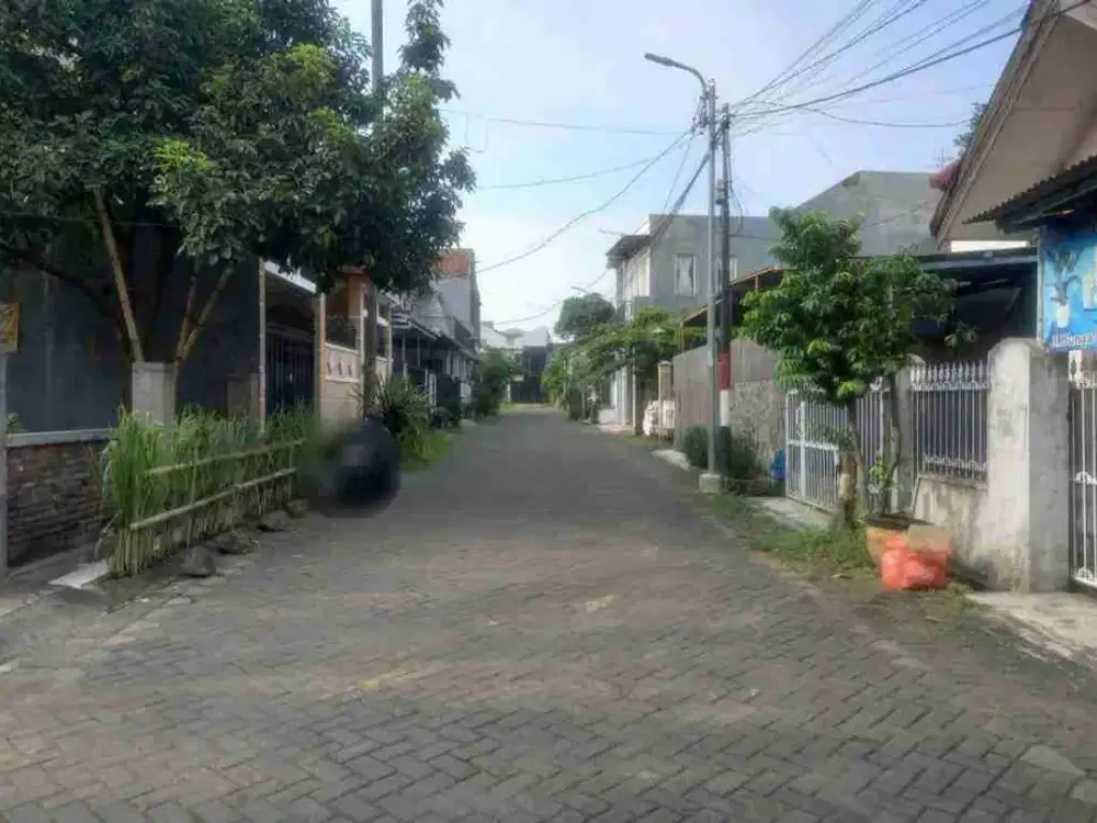 Rumah Lama Dijual Semanggi Andong Merak Kawasan Kost Eksklusif