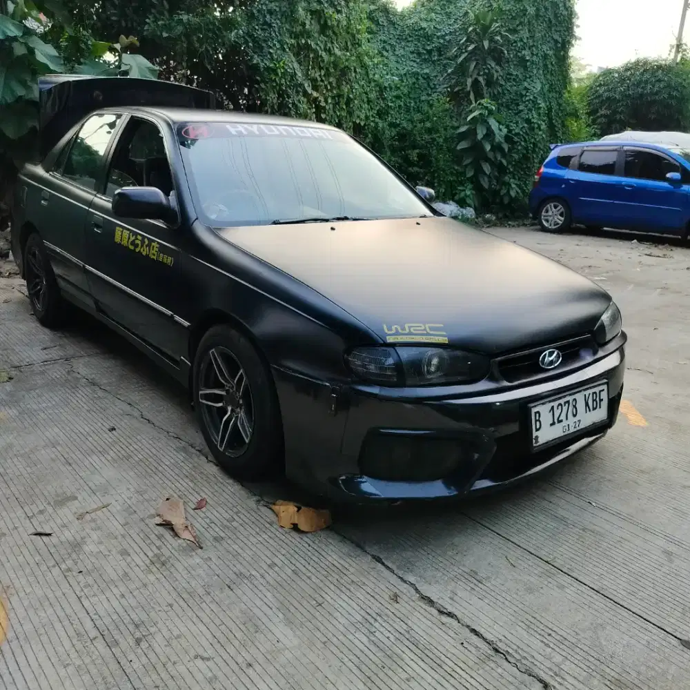 Hyundai Elantra siapa cepat dia dapat mesin halus body mulus