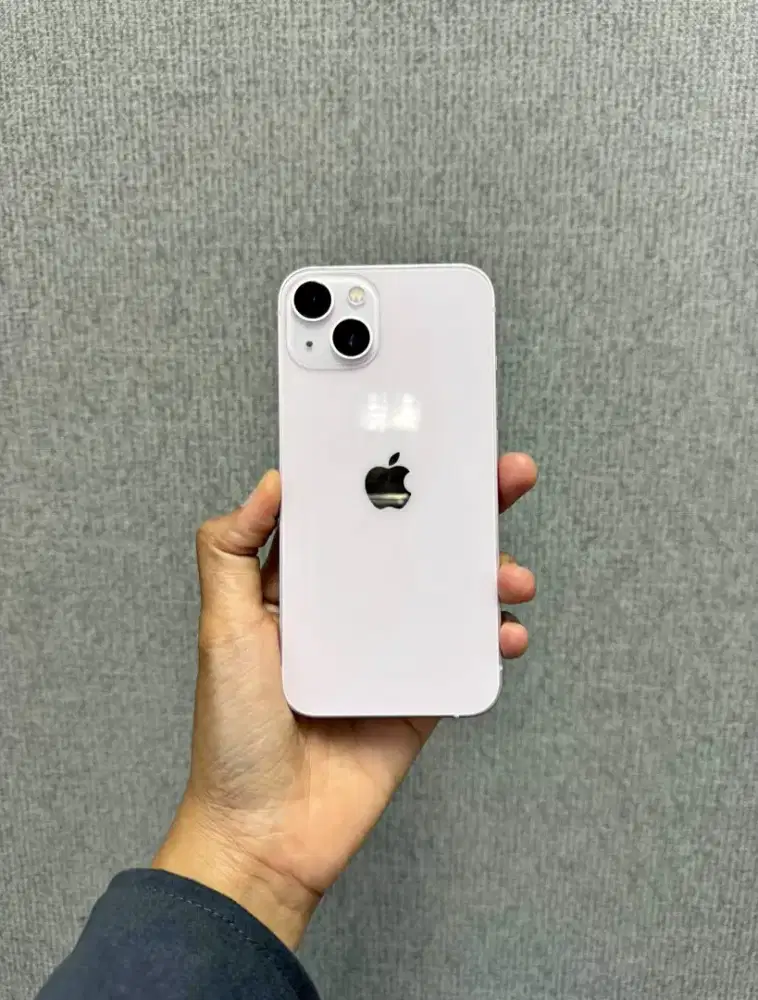 iPhone 13 128 GB inter all operator bisa semua kartu like new
