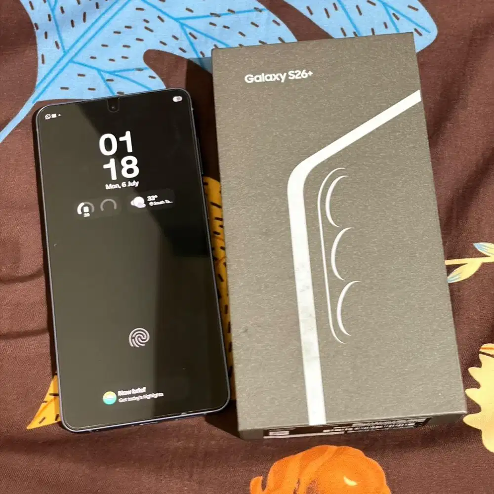 Samsung galaxy S26+ 12/512