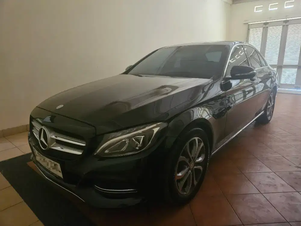 Mercedes Benz C200 AVG W205 2015