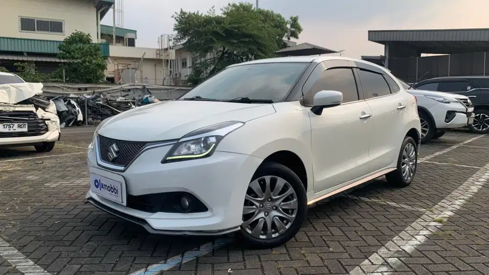 TDP 1 JUTA Suzuki Baleno 1.4 Bensin-MT 2018 Putih CSYKB