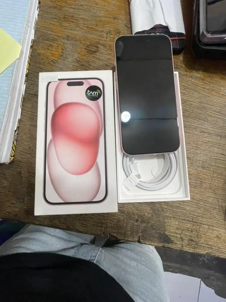 Iphon 15 128gb dijual cepat nego bensin