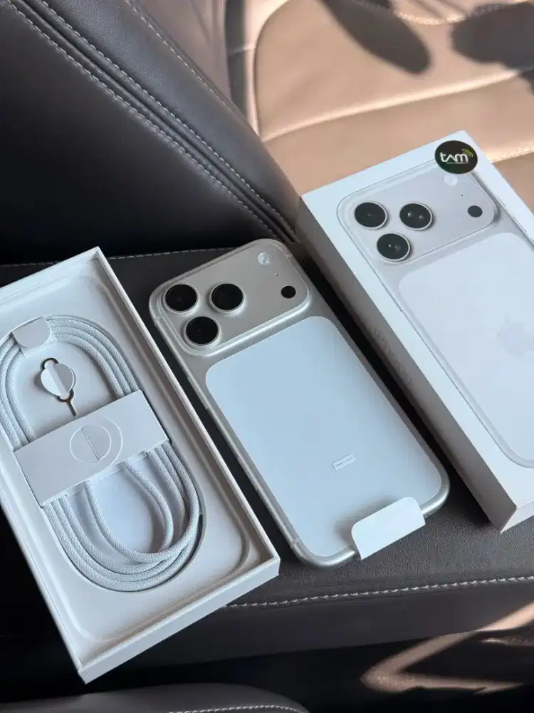 IPHONE 17 PRO 256GB SILVER GARANSI RESMI IBOX
