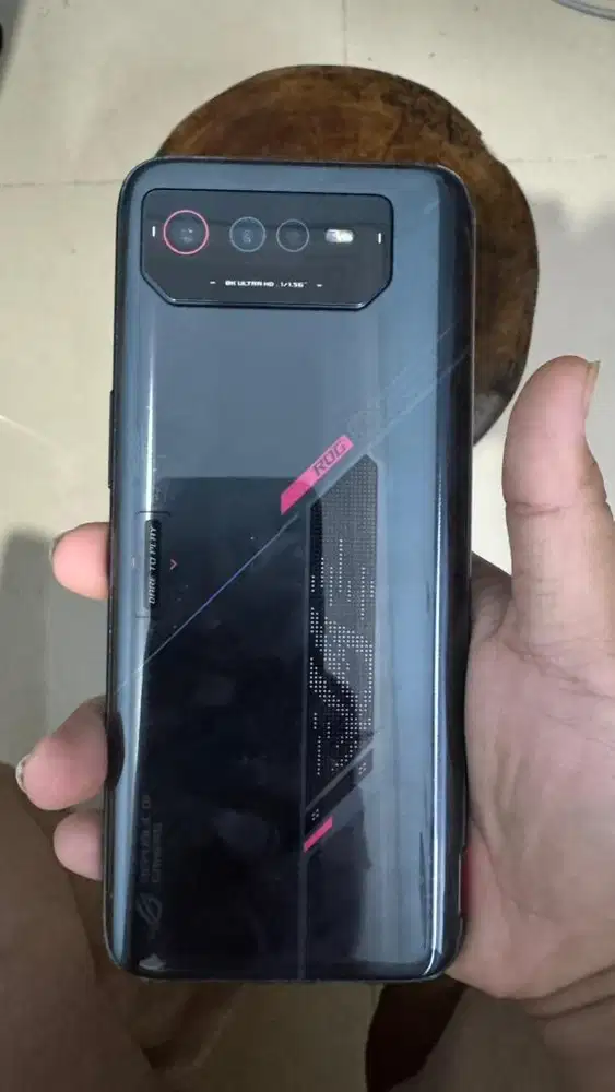 Asus Rog Phone 6 8/256 minus seperti di deskripsi utk harga boleh nego