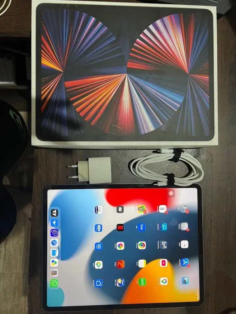 Ipad Pro 12.9 gen 5 M1 2021 wifi space grey ex ibox mulus lengkap