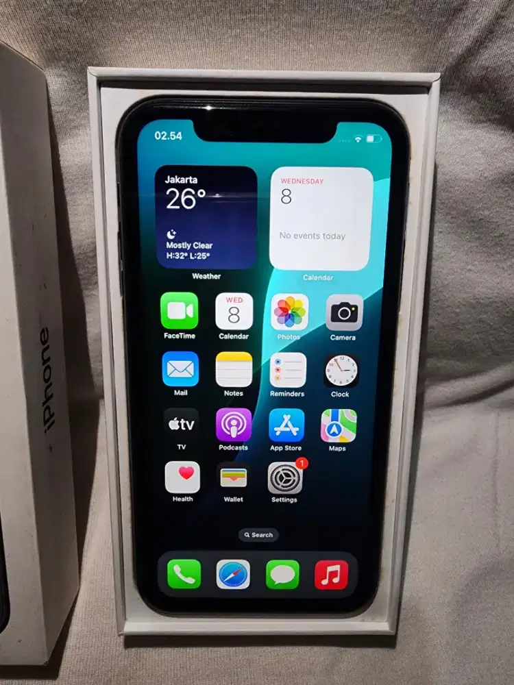iPhone 11 64GB resmi